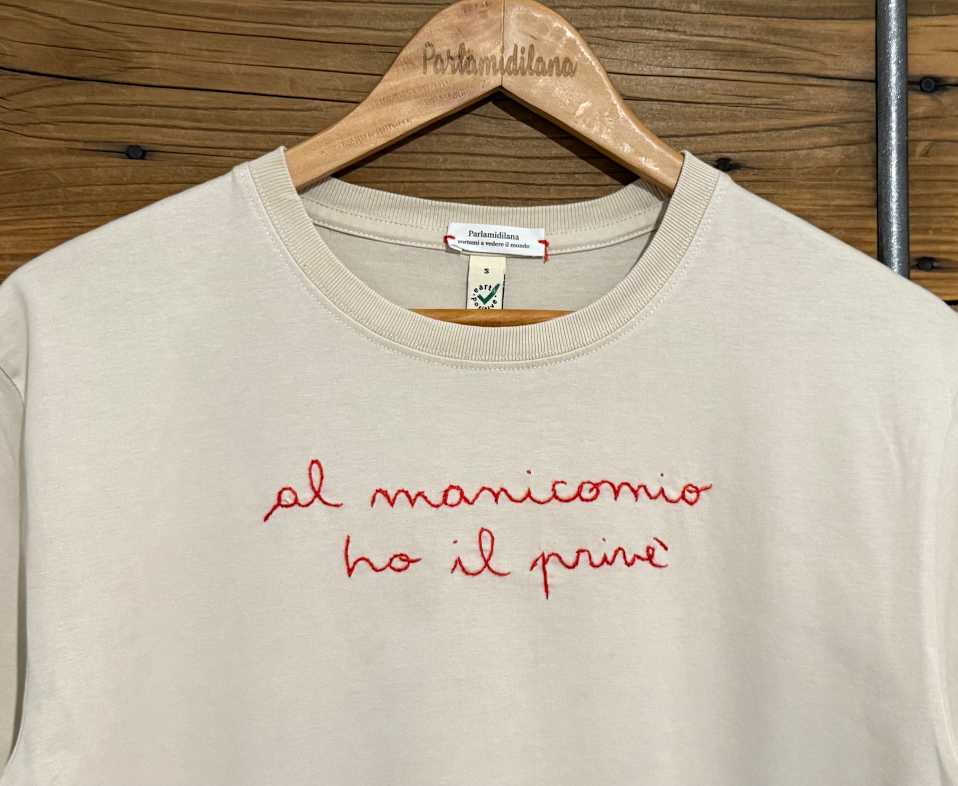 AL MANICOMIO HO IL PRIVE’ – S UNISEX BIO SABBIA (LIMITED EDITION PREMIUM JERSEY) - immagine 4